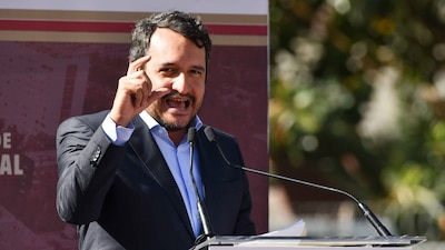 Andrés López Beltrán deja Morena Tabasco para buscar diputación