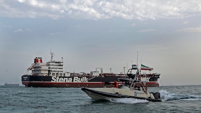 Irán cobrará tarifas por seguridad y navegación en Ormuz