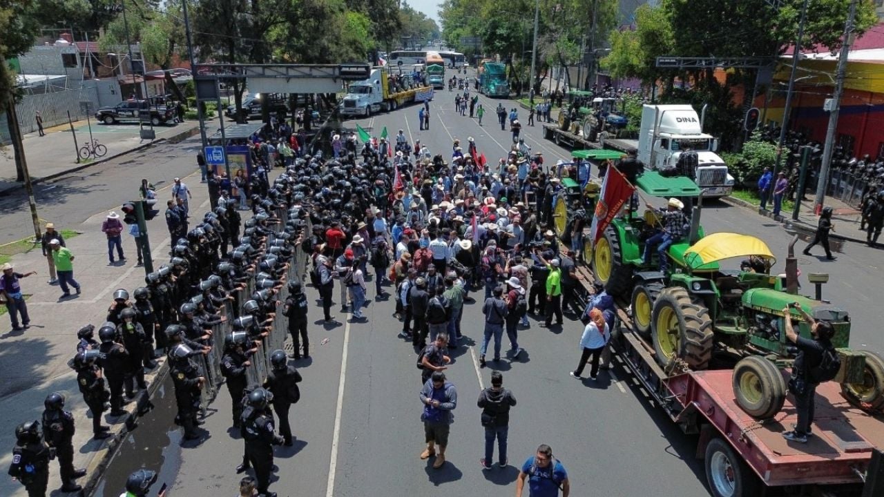 Campesinos exigen reunión con SADER tras diálogo en SEGOB