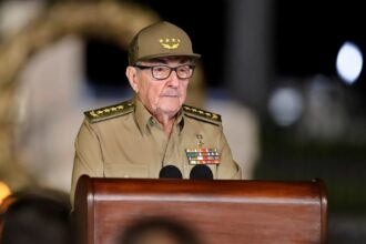 EE.UU. emite orden de arresto contra Raúl Castro, expresidente de Cuba
