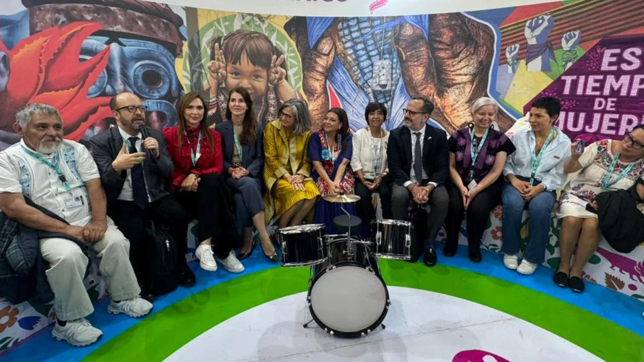 Clara Brugada presenta el Pabellón de las Utopías en Azerbaiyán