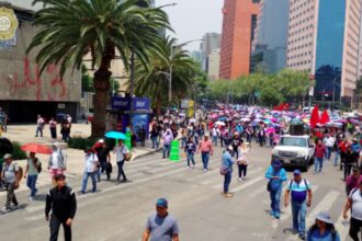 Segob y SEP reafirman diálogo con CNTE tras marcha en CDMX