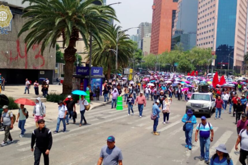 Segob y SEP reiteran diálogo con CNTE tras marcha en CDMX