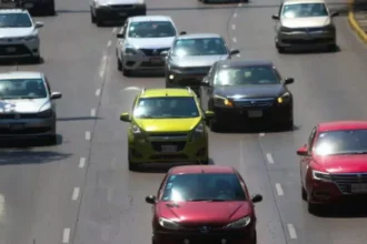 CDMX multará autos con holograma si incumplen normas ambientales