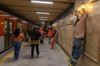 Brugada aplaza inauguración en Línea 2 del Metro por protestas CNTE
