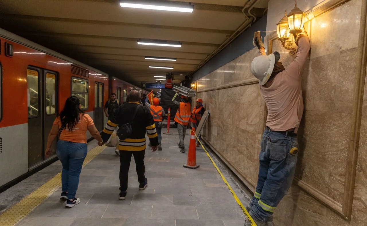 Brugada aplaza inauguración en Línea 2 del Metro por protestas CNTE