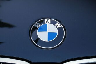 BMW lanza el iX3 50 xDrive 2027 en México: 805 km de autonomía