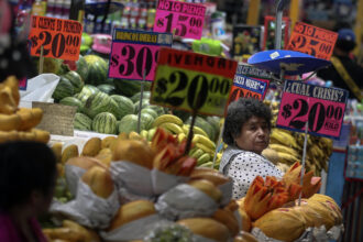 Inflación en México baja a 3.55% en junio, según Inegi