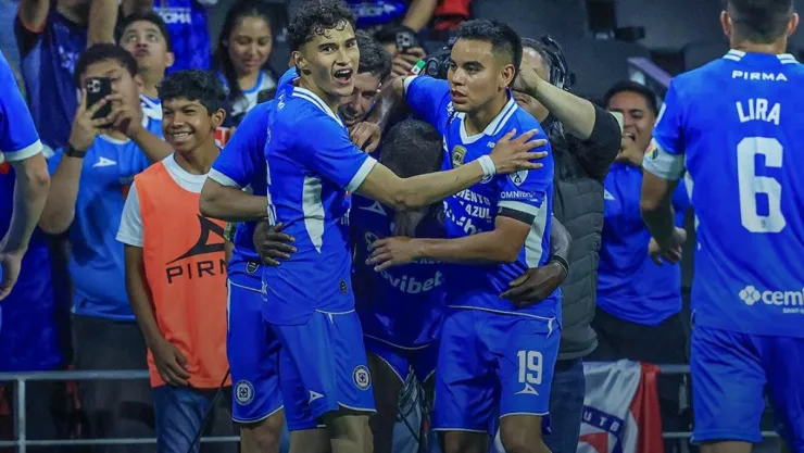 Cruz Azul busca ganar cuatro títulos en una sola temporada