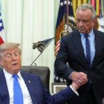Expertos advierten riesgo infantil por orden de Trump sobre vacuna triple