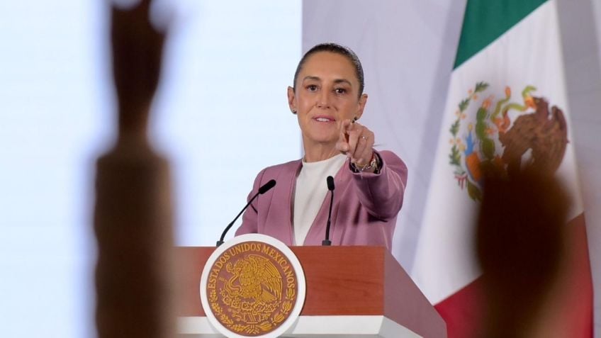 Sheinbaum propone prohibir celulares a maestros y alumnos en aulas