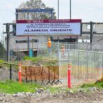 Primer puente de Alameda Oriente será entregado en noviembre 2026