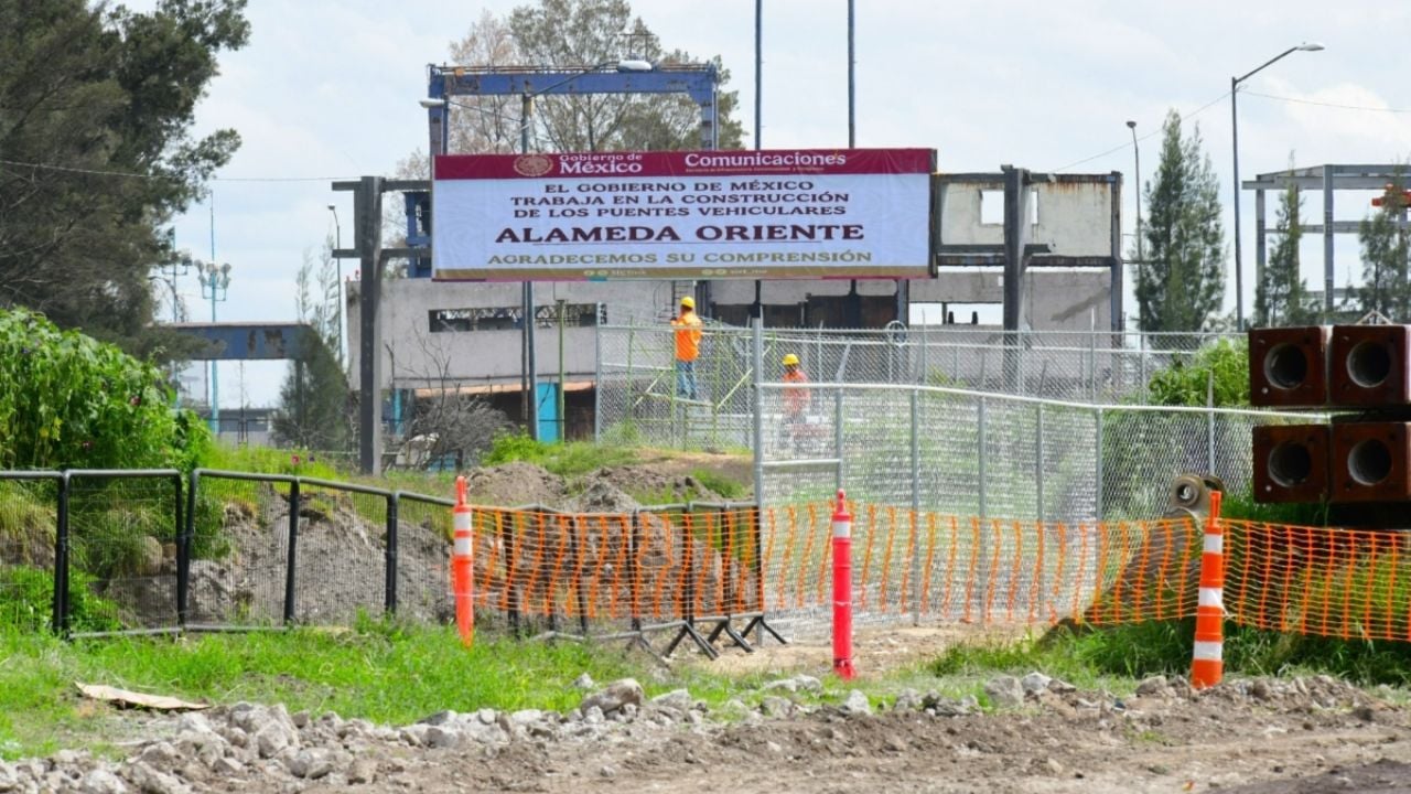 Primer puente de Alameda Oriente será entregado en noviembre 2026